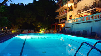 Lions2 Studios And Apartments Askeli Ngoại thất bức ảnh